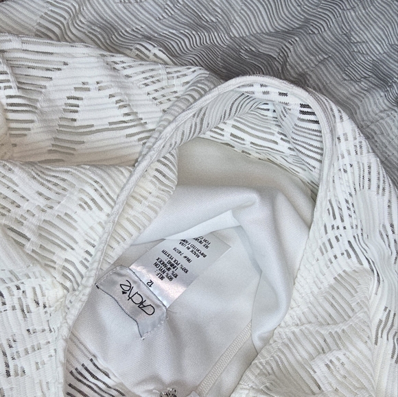 Cache - Picture 5 of 5